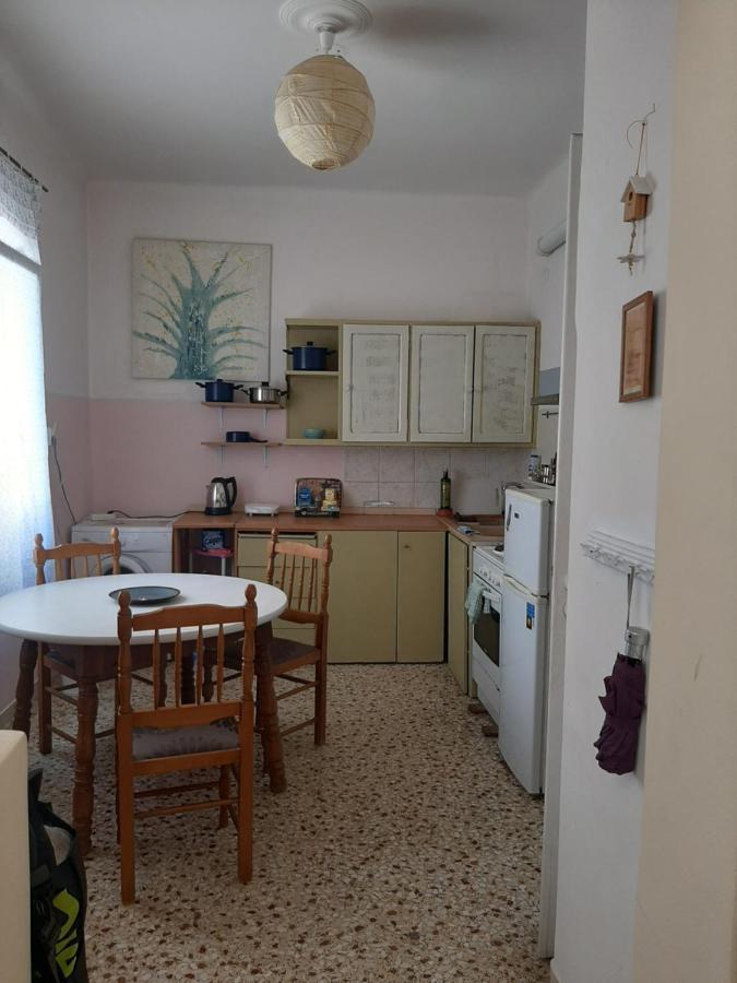 Retro Comfy Home Near Monastiraki Athena Bagian luar foto